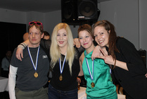 Talvipäivien 2014 mölkky turnauksen voittajajoukkue.